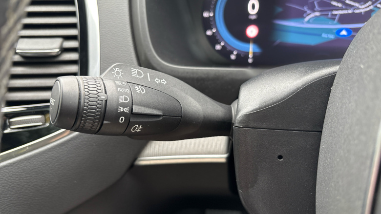 Volvo XC90 2.0 B5D [235] Plus Dark 5dr AWD Geartronic Diesel Estate